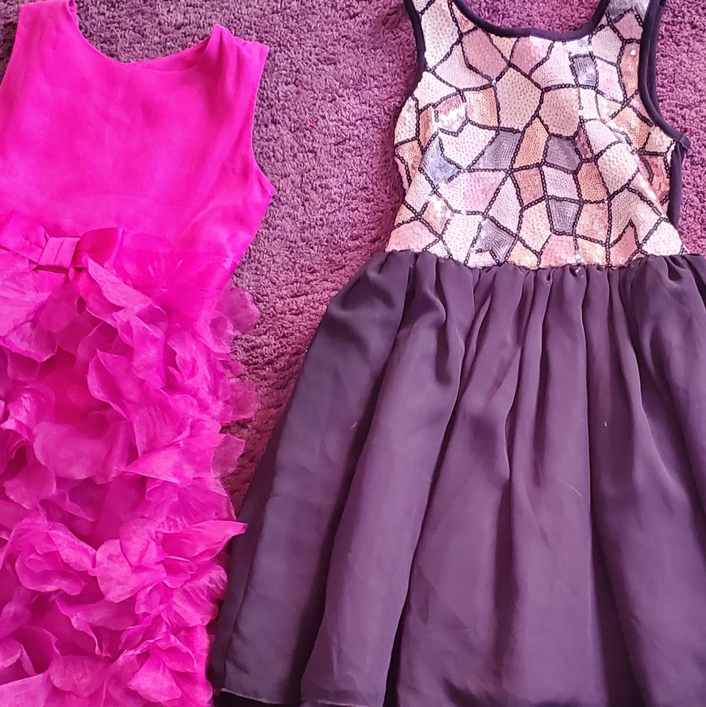 Dresses - Picture 2 of 3